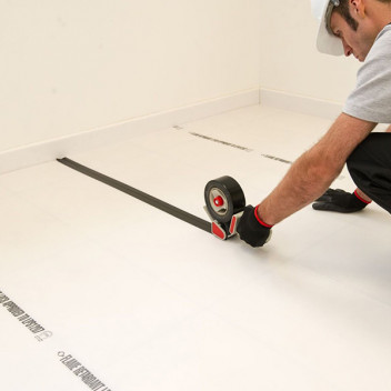 2mm Flame Retardant T-Board Correx Clear 2400 x 1200mm (LPS1207)